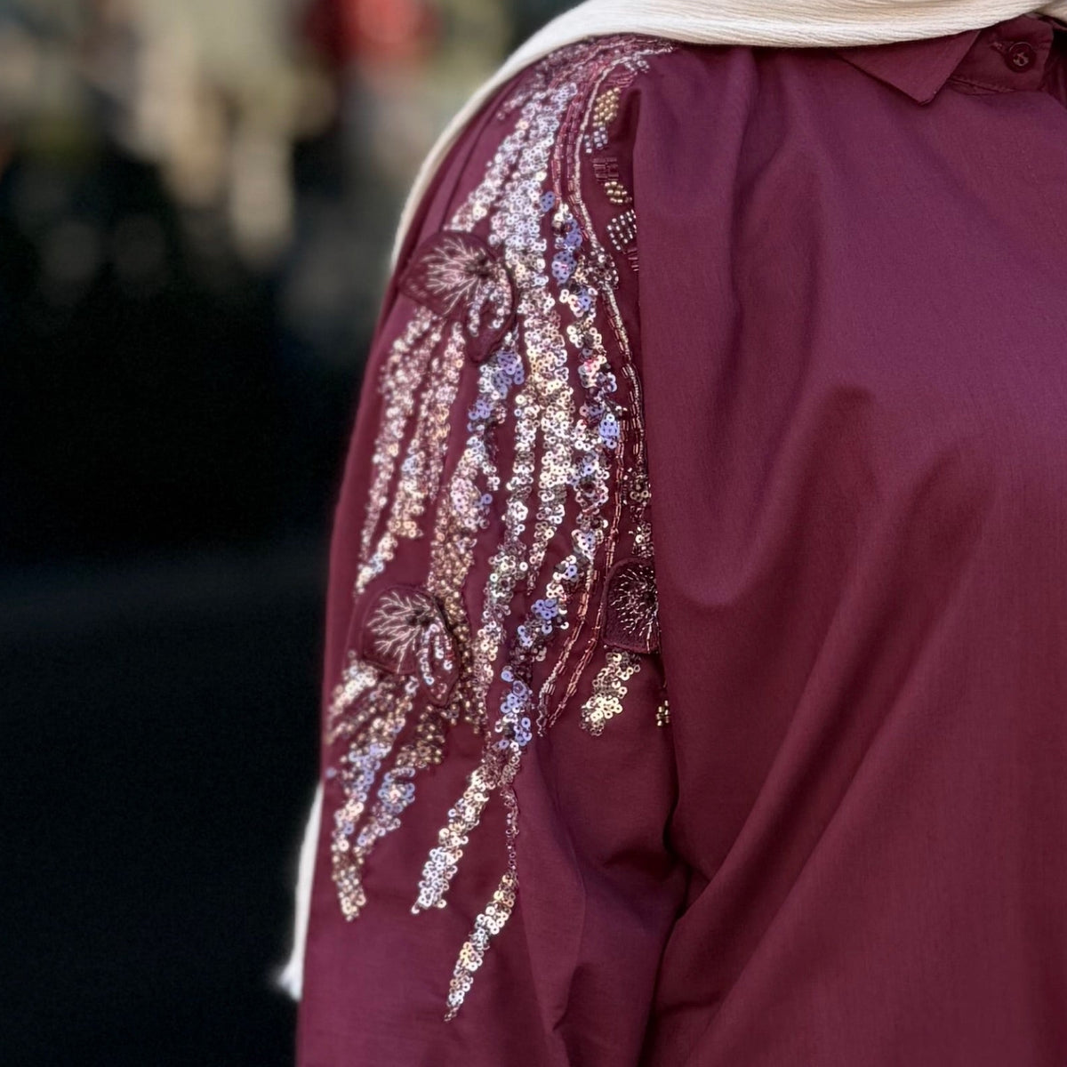 Sleeve detail