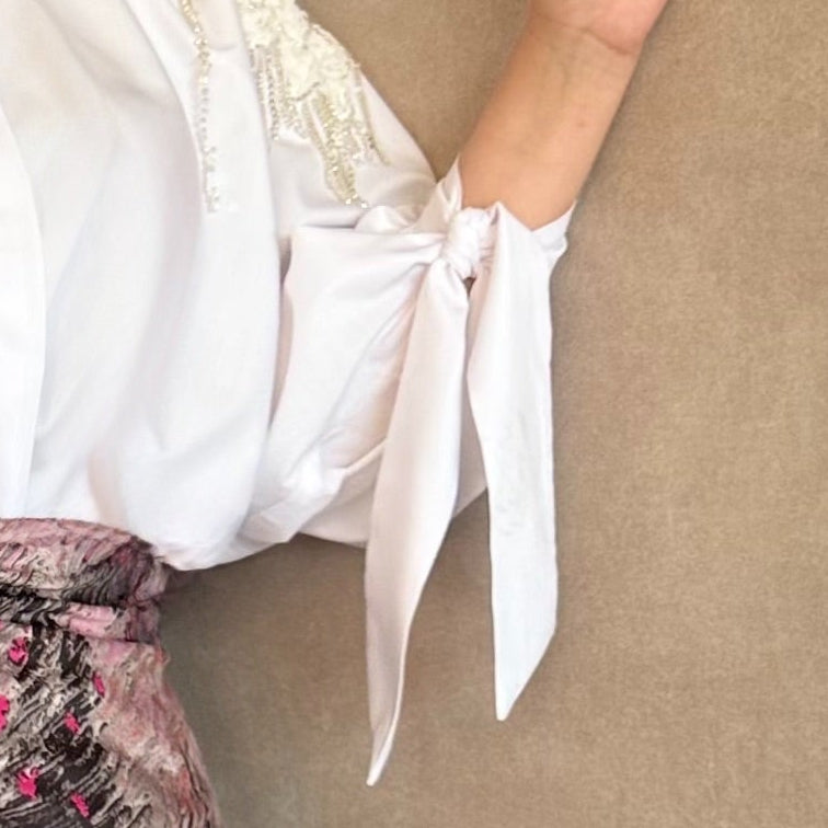 Sleeve detail