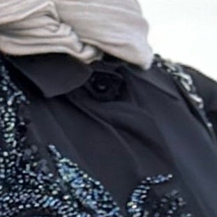 Neck detail
